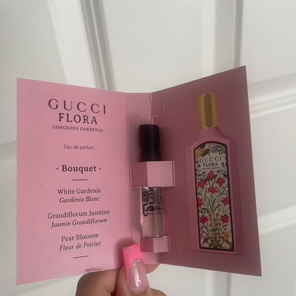 Gucci Flora 1.5 mL - Picture 2 of 5
